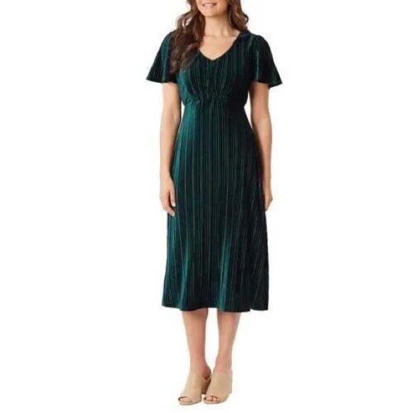 BRIGGS PLEATED VELVET DRESS - Picture 1 of 1